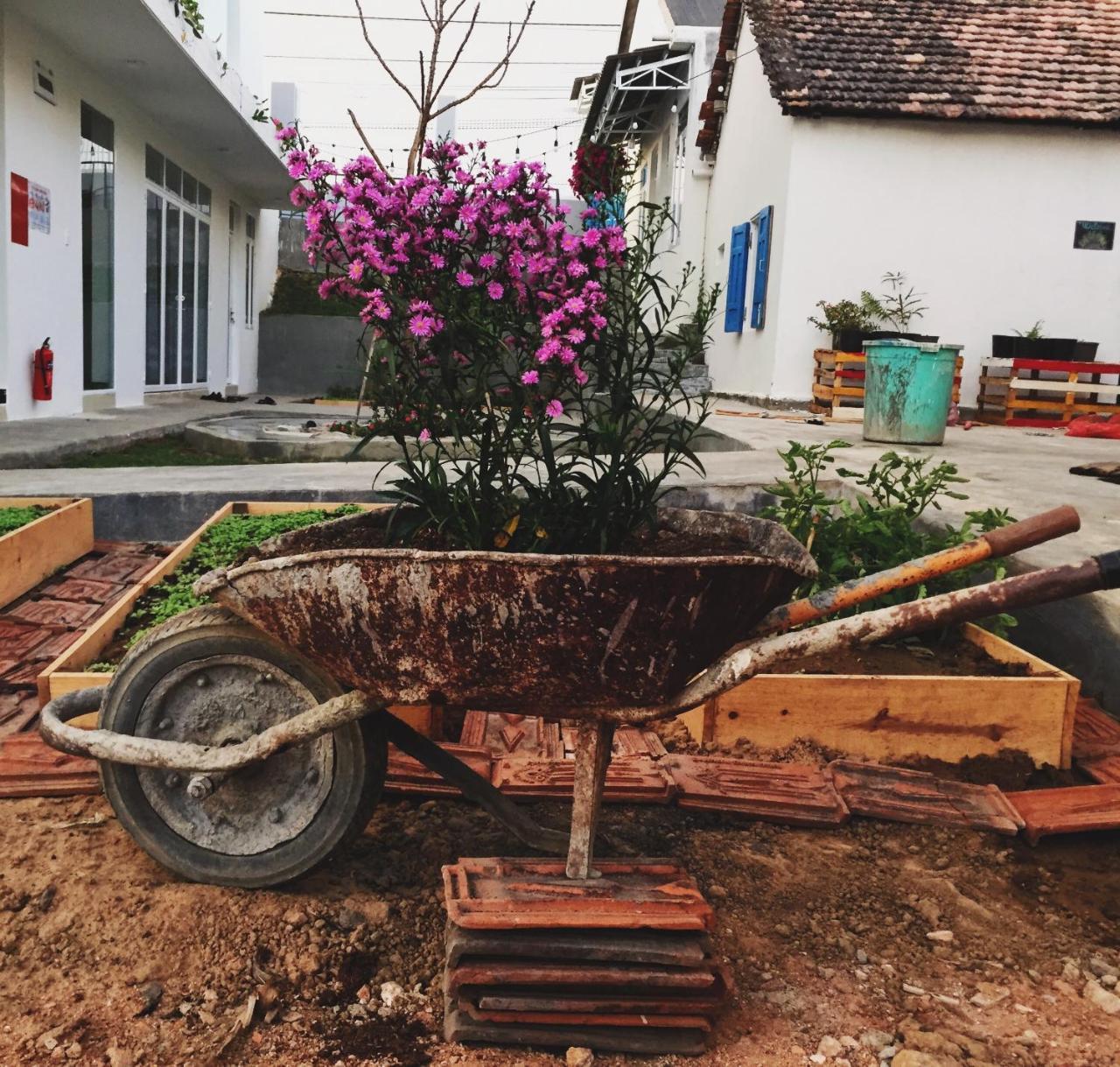 Kontum Home Sweet Homestay كون توم المظهر الخارجي الصورة